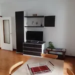 Liberta Apartament *
